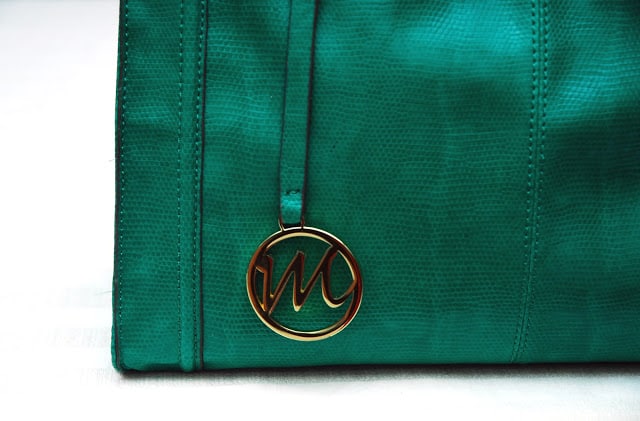 handbag logo