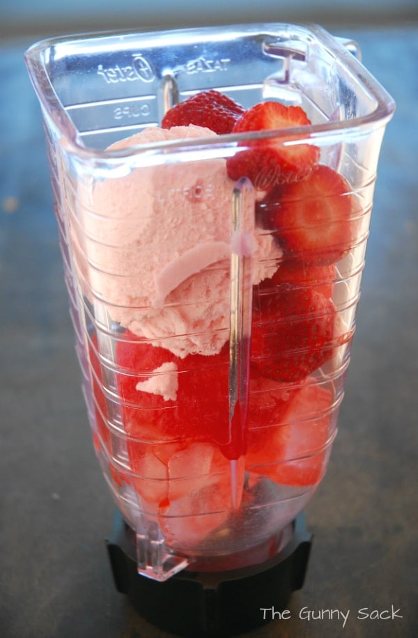 Strawberry Smoothie In Blender
