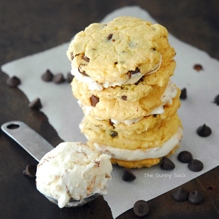 chocolate chip cookie stack
