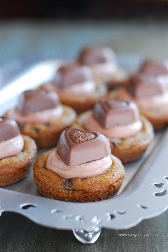 Chocolate Heart Cookie Cups