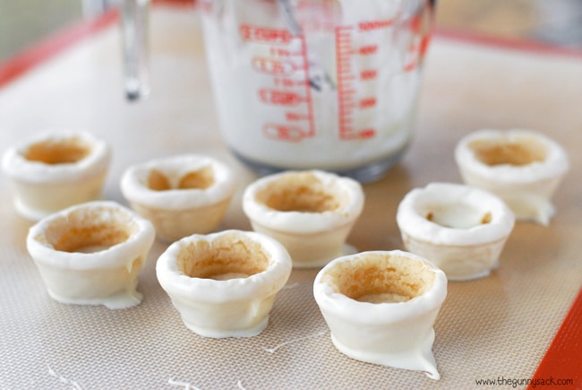 Dipped Cookie Cups
