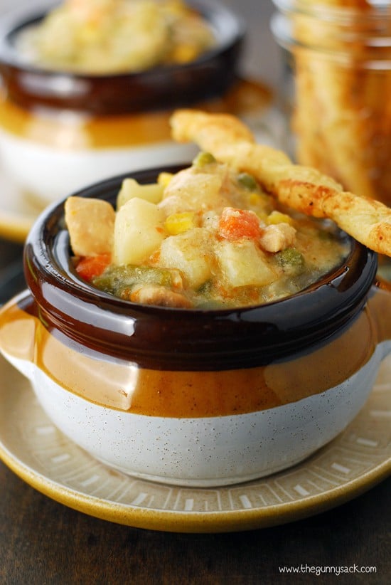 Crock Pot Chicken Pot Pie Soup