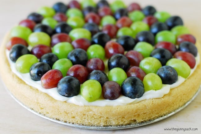 grapes on fruit pizza