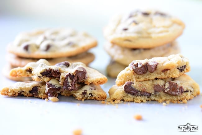 Chewy vs Cakey Chocolate Chip Cookies