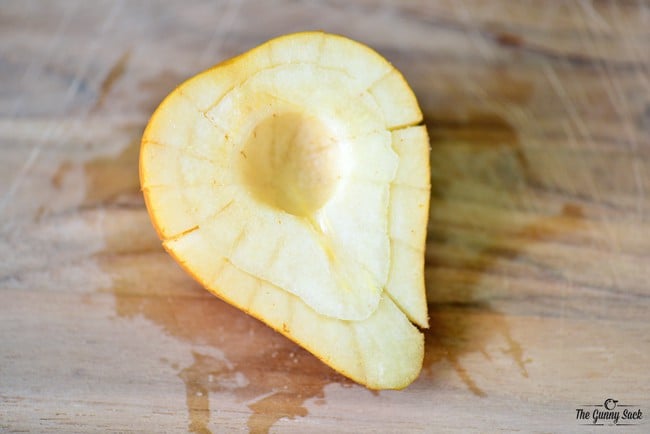 How to cut a blooming pear