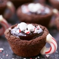 Peppermint Hot Chocolate Cookie Cups Recipe