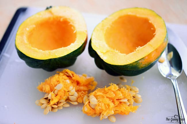 remove seeds from acorn squash