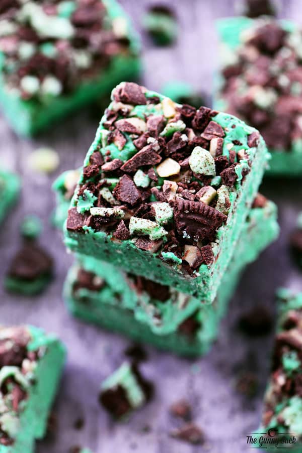 chocolate mint Oreo fudge in a stack