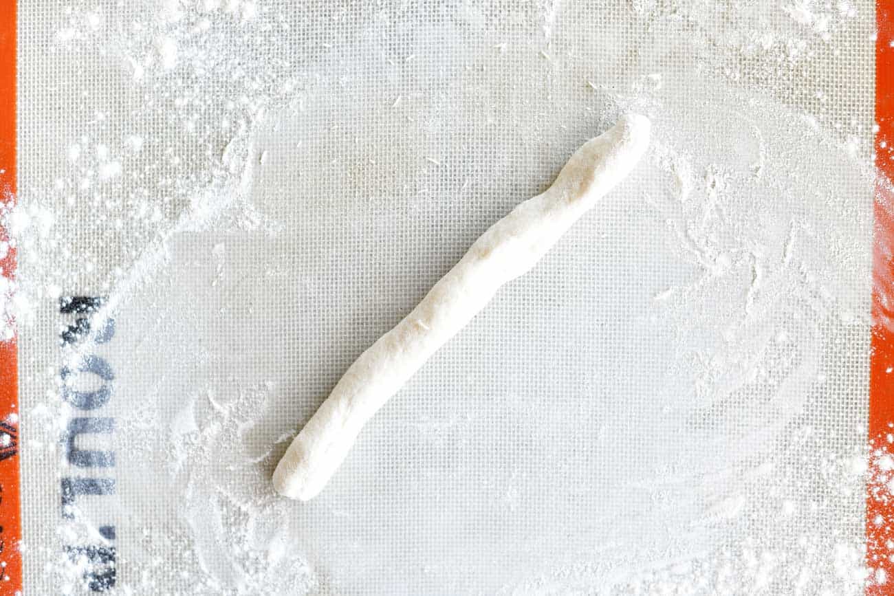 garlic herb bagels two ingredient dough rope