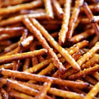honey mustard pretzel sticks