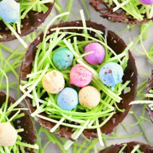 Filled chocolate nests.