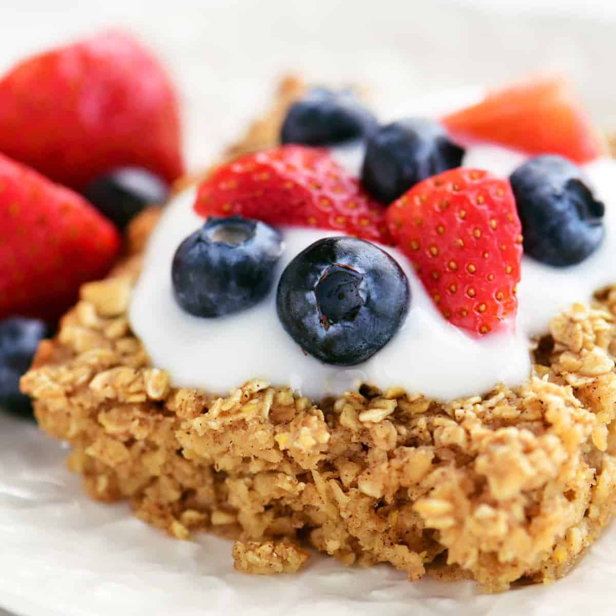 baked oatmeal with fruit on top.