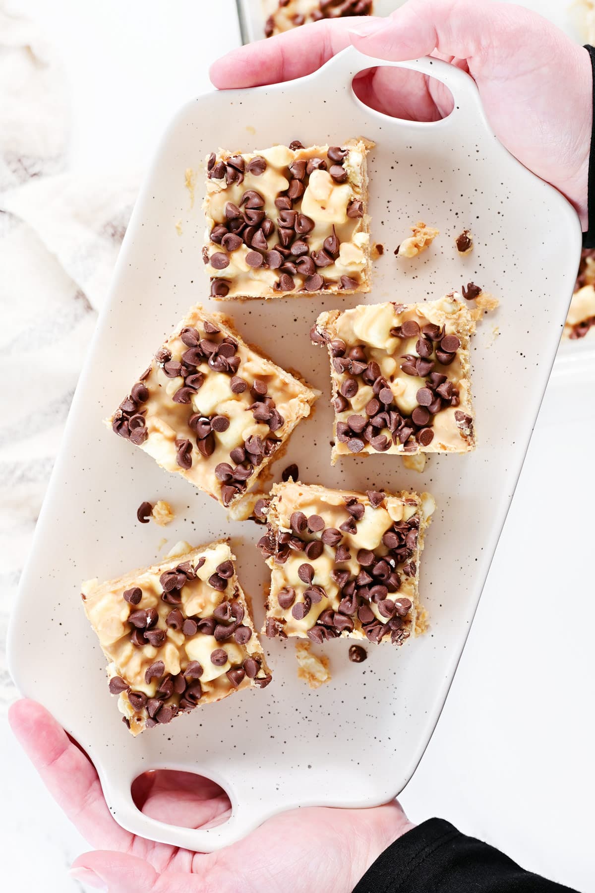 No bake, crispy avalanche bark bars on a tray.